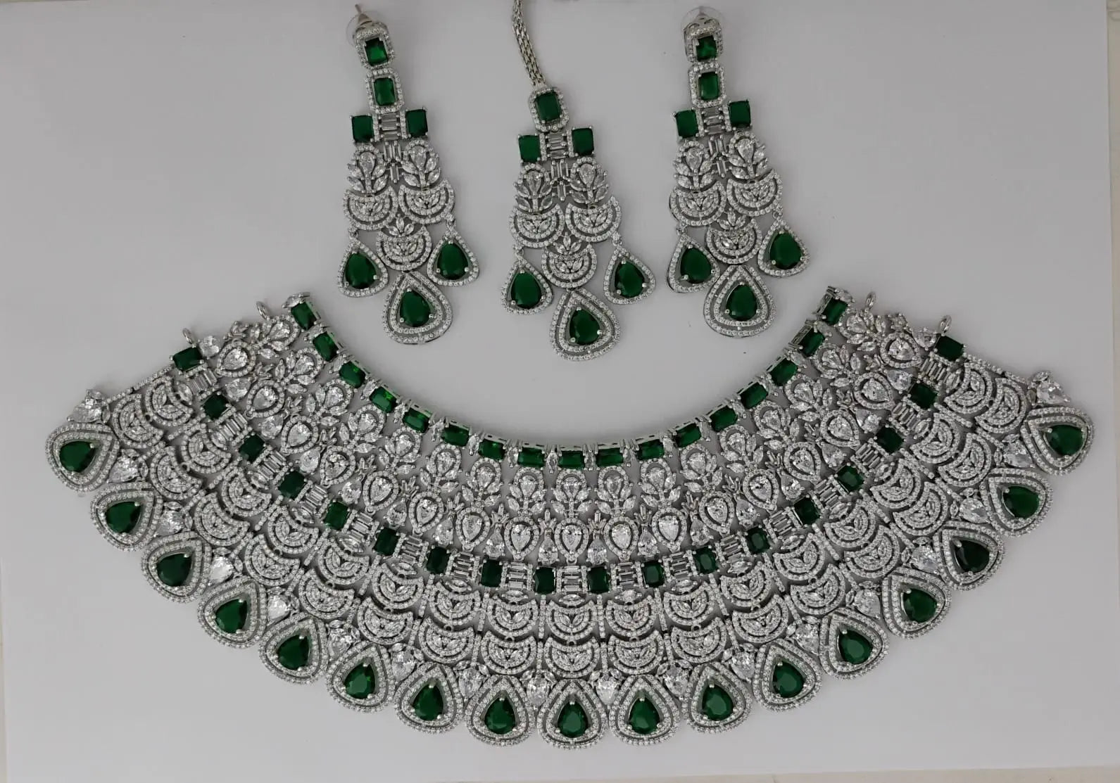 Exquisite Emerald & Diamond-Cut Zirconia Grand Bridal Choker Set with Maang Tikka Ambani Fashion Jewellery