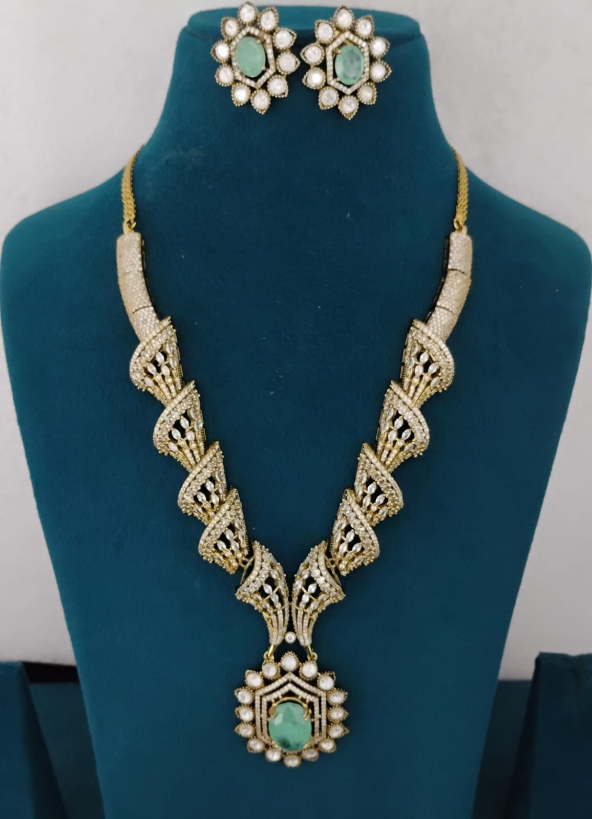 Kundan Necklace set Ambani Fashion Jewellery