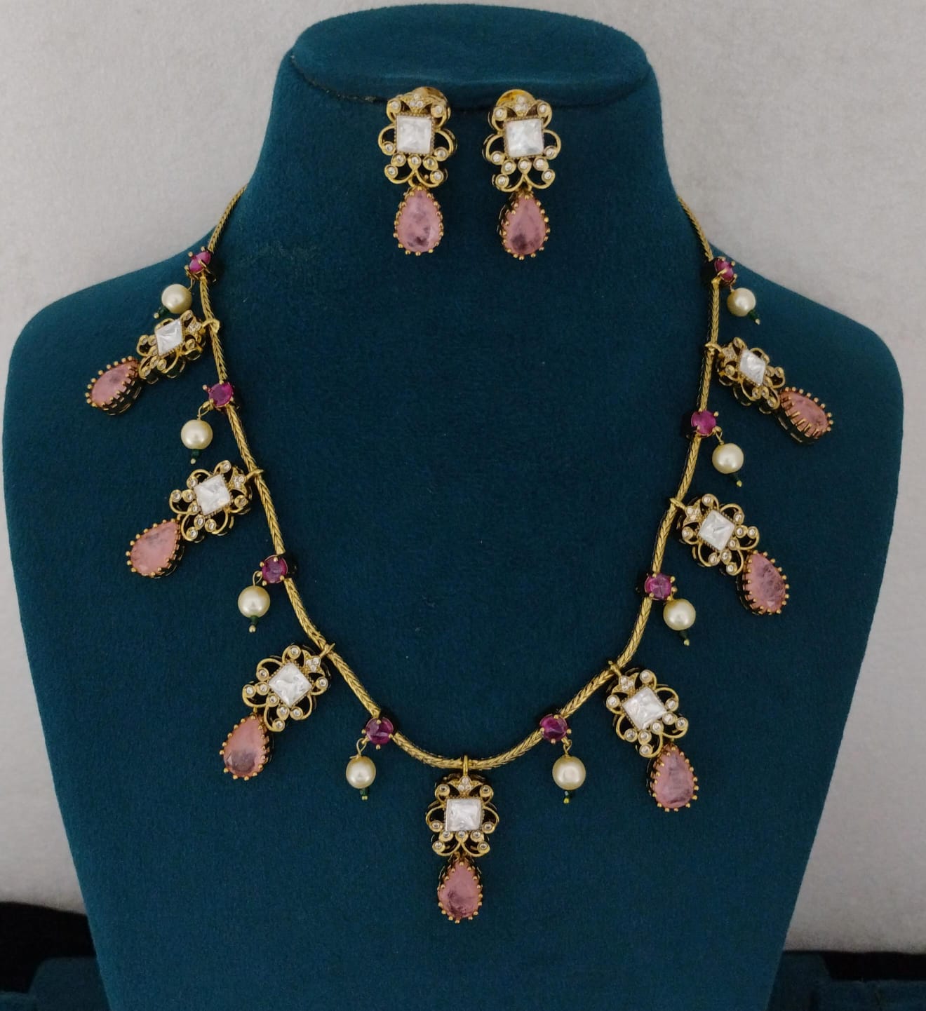 Kundan Necklace Ambani Fashion Jewellery